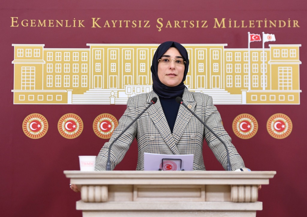 AK Vekil Cevahir Asuman Yazmacı’dan AK Parti Kuruluş Yıldönümü mesajı: “AK Partimiz, 23 yıl önce “Erdemliler Hareketi” olarak çıktığı siyaset sahnesinde bir daha asla silinmeyecek izler bırakmayı başardı”