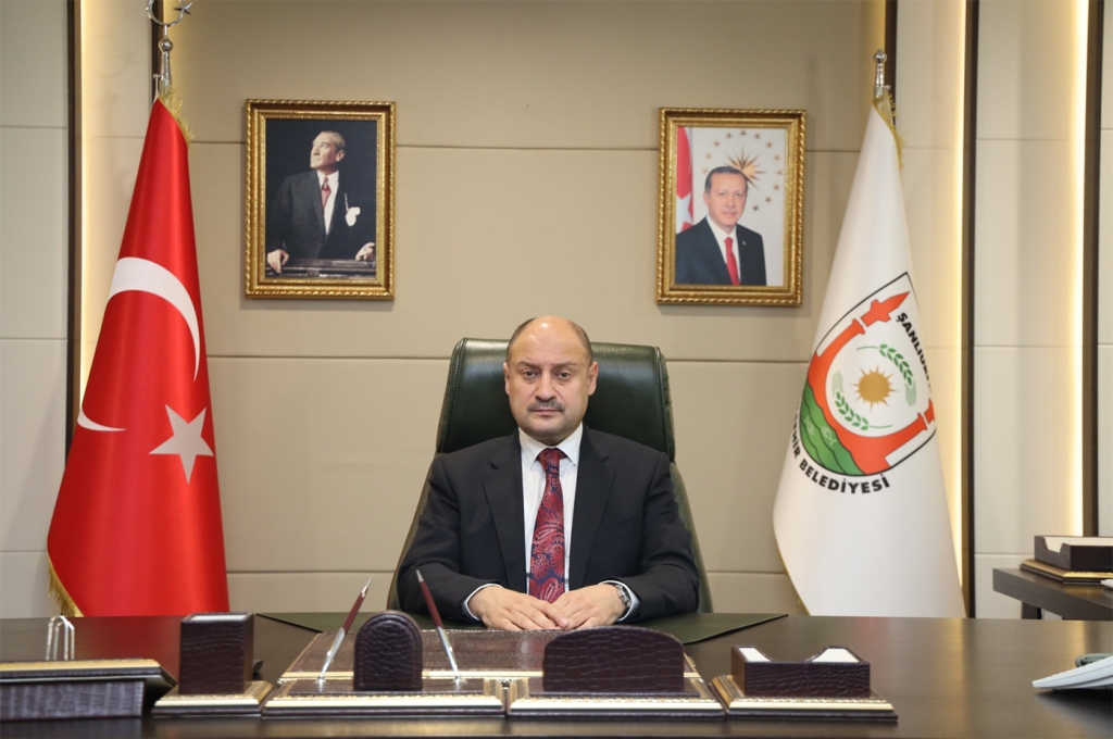 Başkan Mehmet Kasım Gülpınar’dan, Mübarek Kadir Gecesi mesajı; “Dualarımızda Gazze’deki kardeşlerimizi unutmayalım”