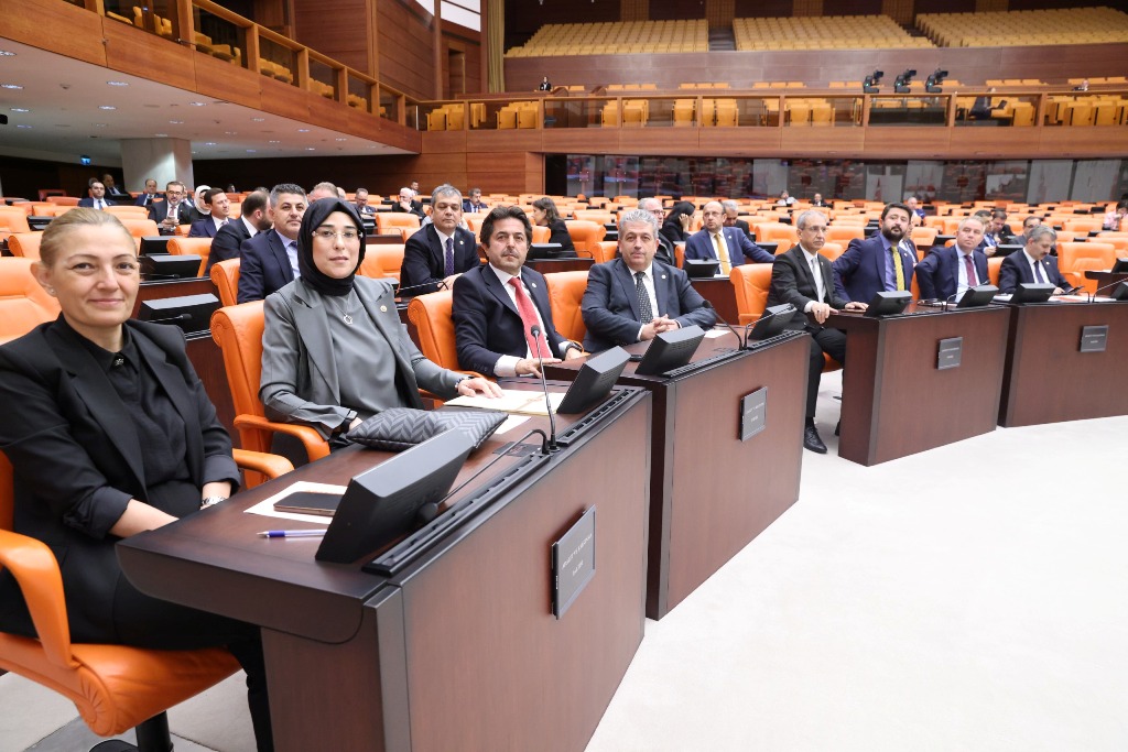 AK Parti Şanlıurfa Milletvekili Cevahir Asuman Yazmacı’dan İsrailli Bakan Katz’a cevap;  “Bakan denilen şaklaban”